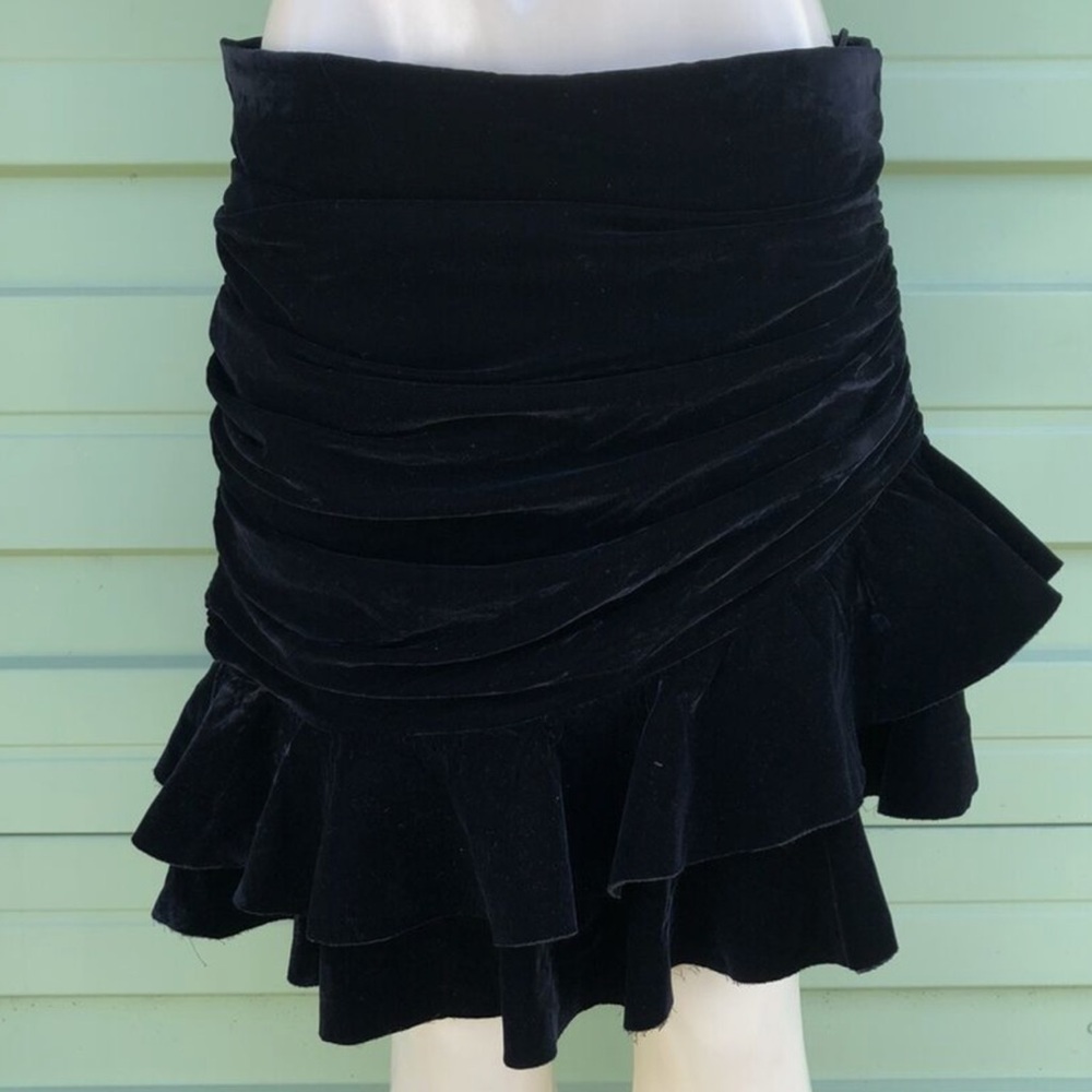 Skirt plus long sleeve top